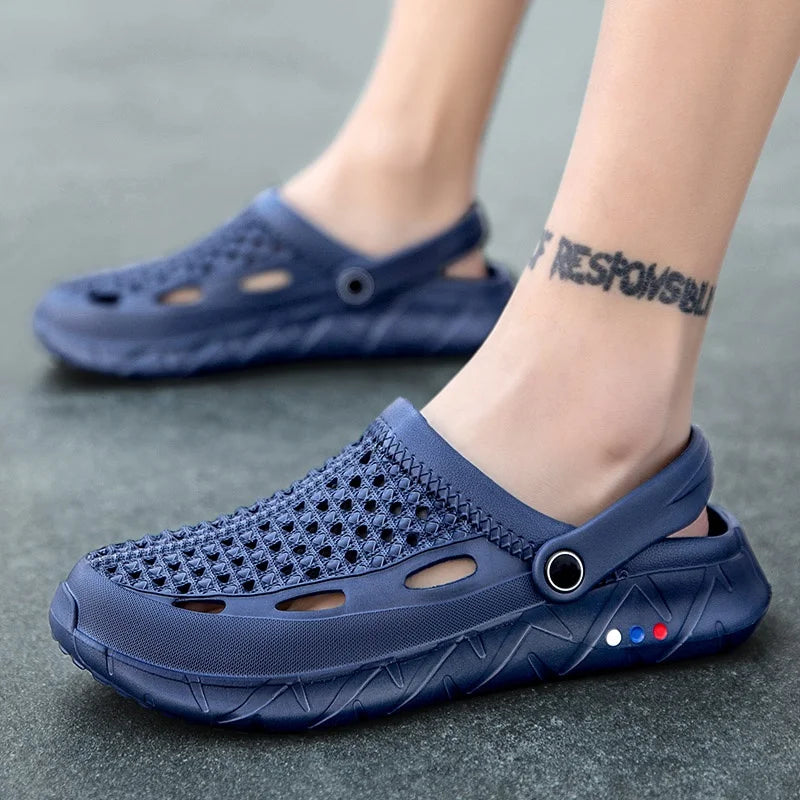 High Quality Mens Beach Slippers Sandals Summer Light Breathable Hole Shoes Casual Garden Shoes Plus Size 39-48