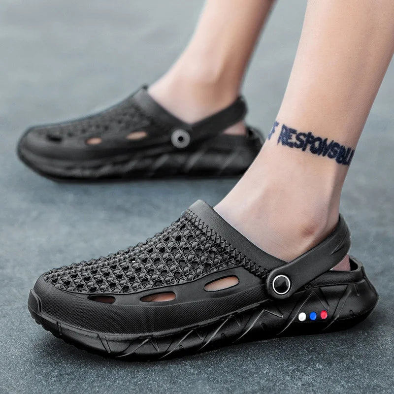 High Quality Mens Beach Slippers Sandals Summer Light Breathable Hole Shoes Casual Garden Shoes Plus Size 39-48