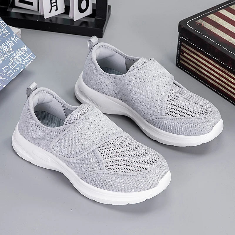 Women's Casual Shoes Thumb Eversion Adjusting Soft Comfortable Diabetic Man Shoes Loose Big Size Flat Bottom Elderly Shoes